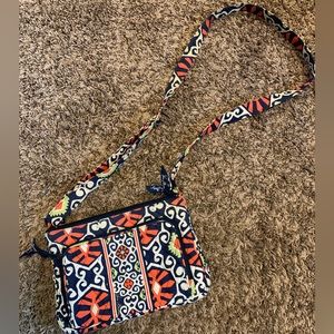 Vera Bradley cross body purse